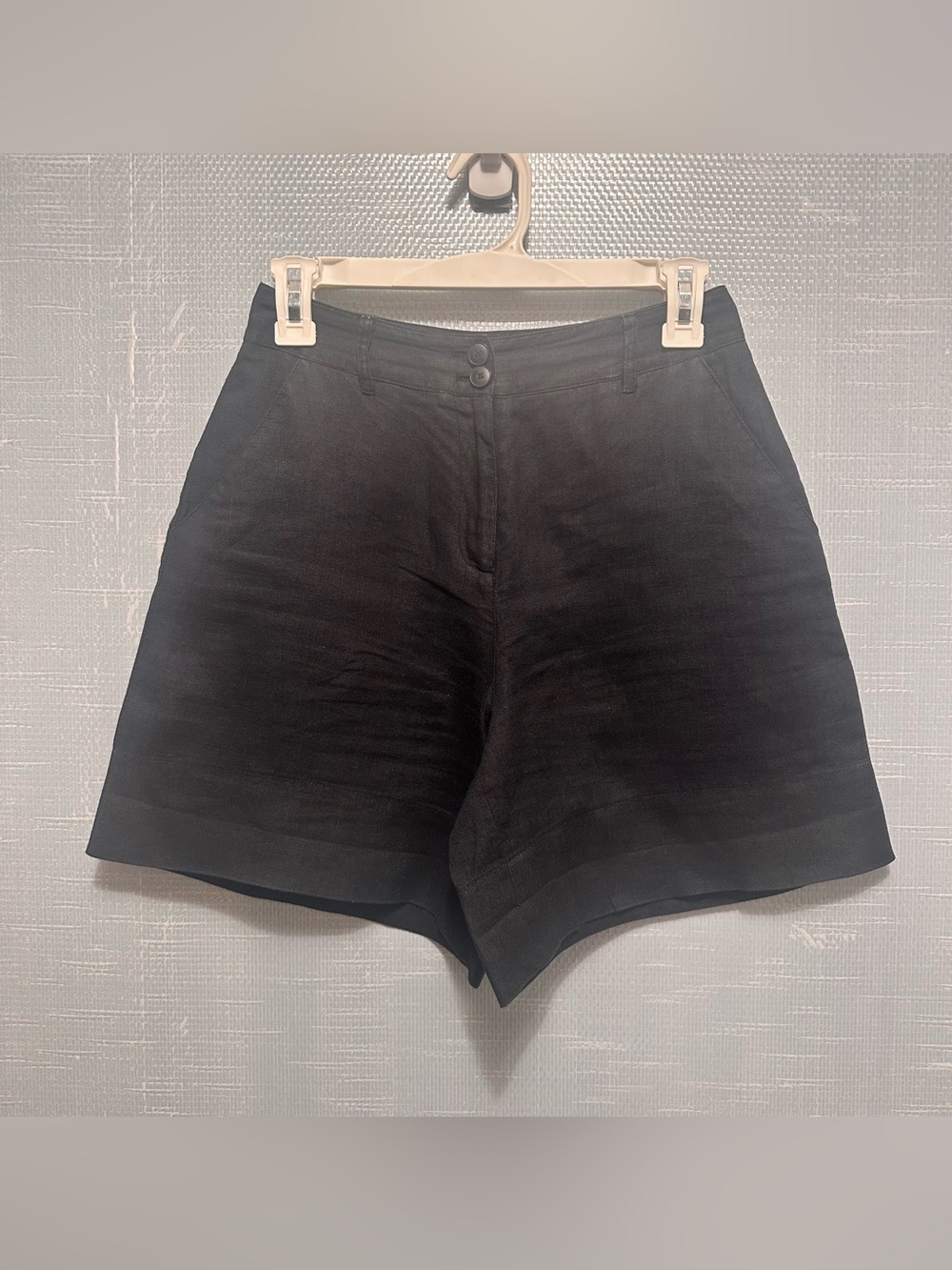Chelsea 28 linen shorts